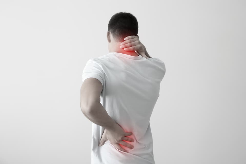 understanding-neck-and-back-pain-after-a-car-accident